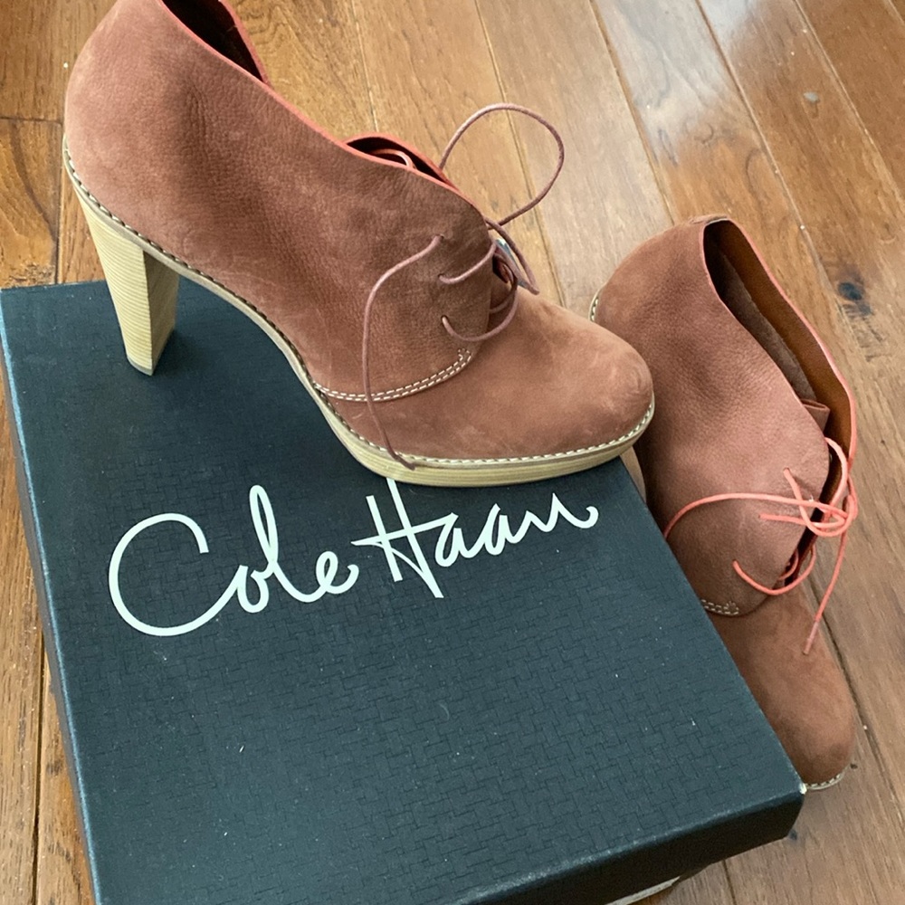 New and never worn Cole Haan size 10 1/2 suede lace up booties